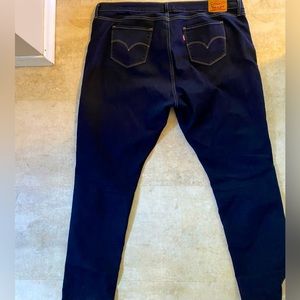 Levi’s 311 red tab women’s jeans size 20W
